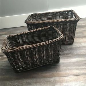 set of baskets